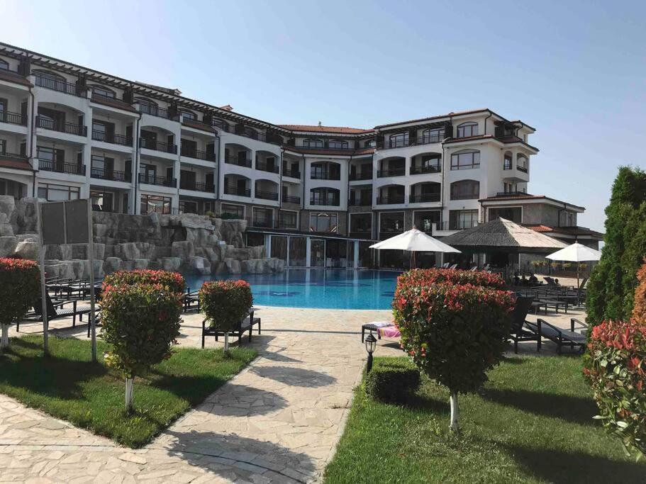 Lovely Apartment In Peaceful Family Spa Resort Near To Nesebar Kableshkovo  Eksteriør billede