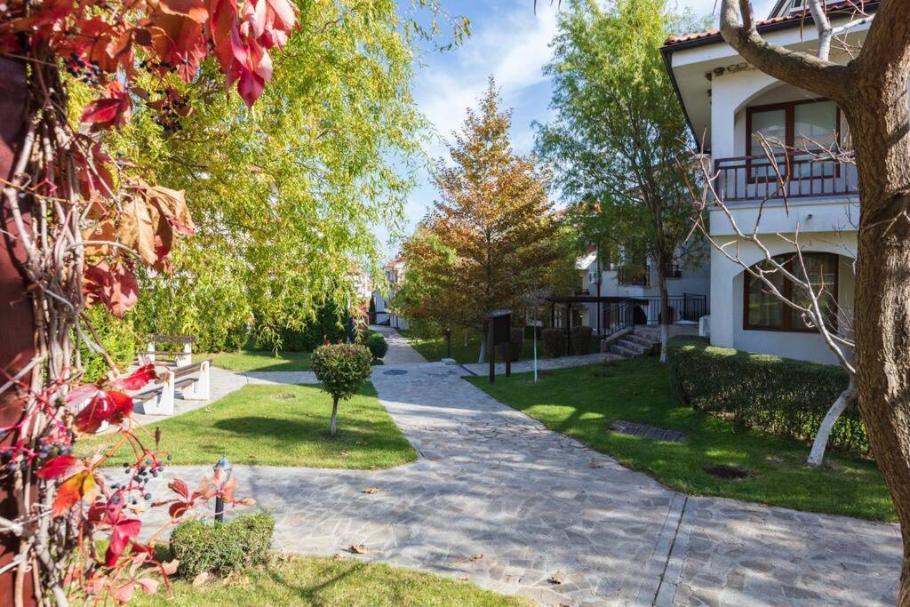 Lovely Apartment In Peaceful Family Spa Resort Near To Nesebar Kableshkovo  Eksteriør billede